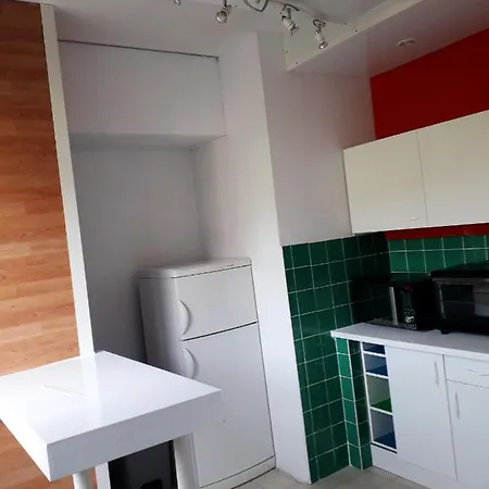 De 2 Chambres Avec Wifi A Biguglia A 5 Km De La Plage * Biguglia (Corsica)